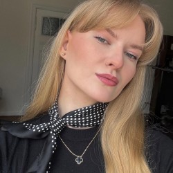 Zukunft1, 19951115, Düsseldorf, Nordrhein-Westfalen, Germany Zukunft1, 19951115, Düsseldorf, Nordrhein-Westfalen, Germany