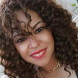 KarlaBeatriz, 19800113, Brasília, Distrito Federal, Brazil