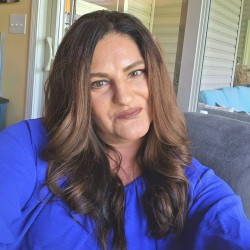 Jenny244, 19760915, Chicago, Illinois, United States